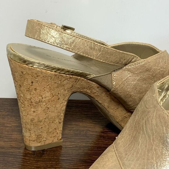 Bandolino Mopina vegan gold metallic cork sandal, Heel size 9  - Picture 2 of 10